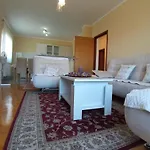 Апартаменти Sunny Jukic With Sea View