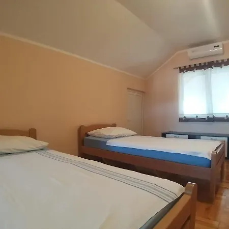 Sunny Jukic With Sea View Apartman Zára