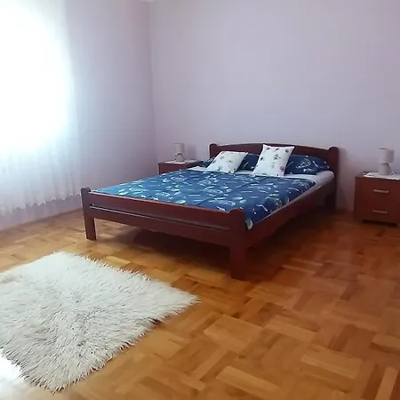 Sunny Jukic With Sea View